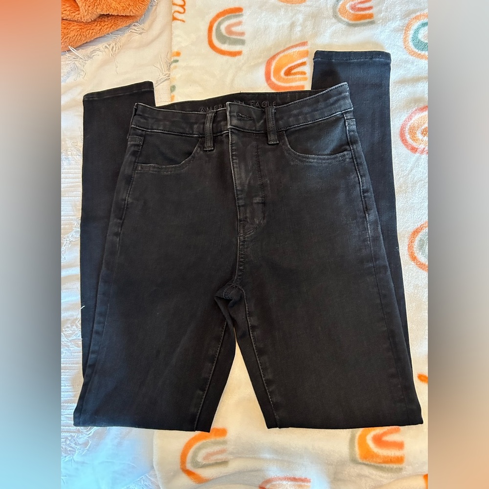 black american eagle high rise jeans